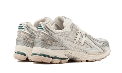 New Balance 1906R Silver Metallic Cream New Balance