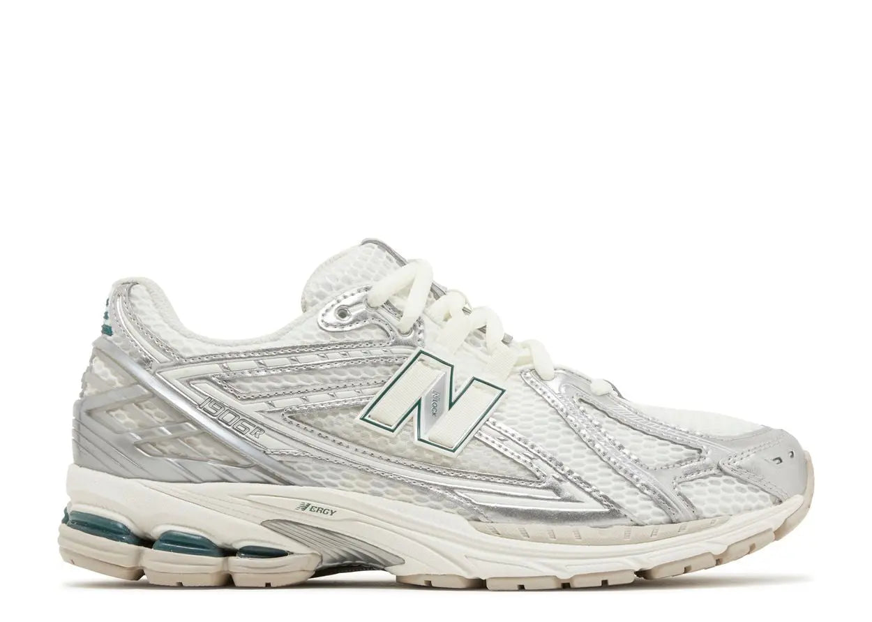 New Balance 1906R Silver Metallic Sea Salt New Balance