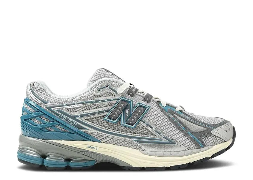 New Balance 1906R Silver Metallic Terrarium New Balance