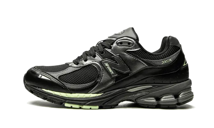 New Balance 2002R Black Silver Green New Balance