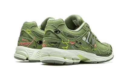 New Balance 2002R Bryant Giles Olive Green New Balance