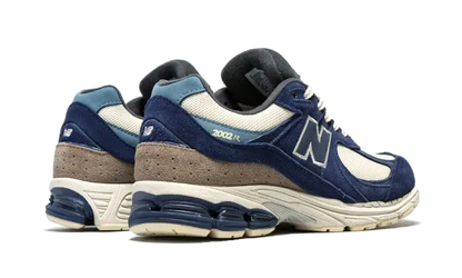 New Balance 2002R Navy Cream New Balance