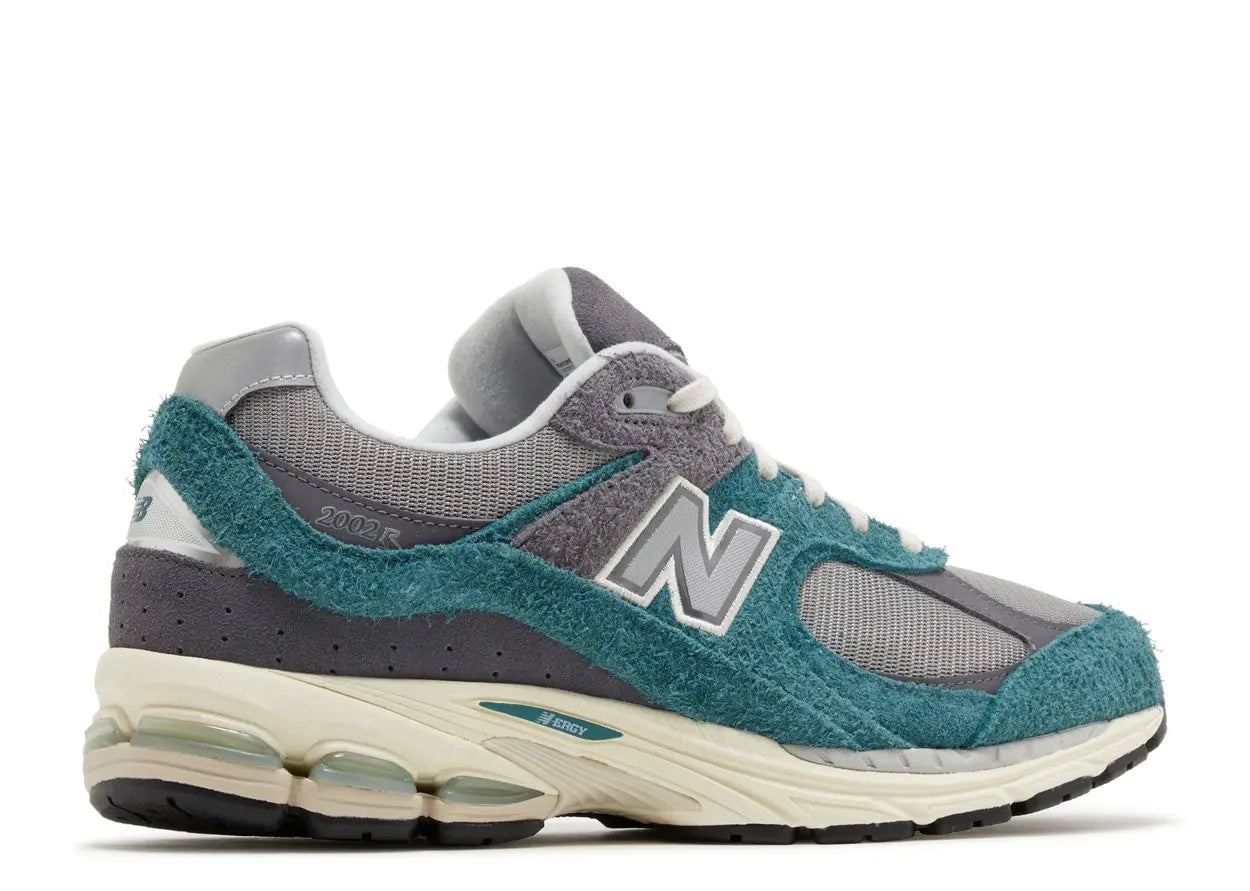New Balance 2002R New Spruce Magnet New Balance