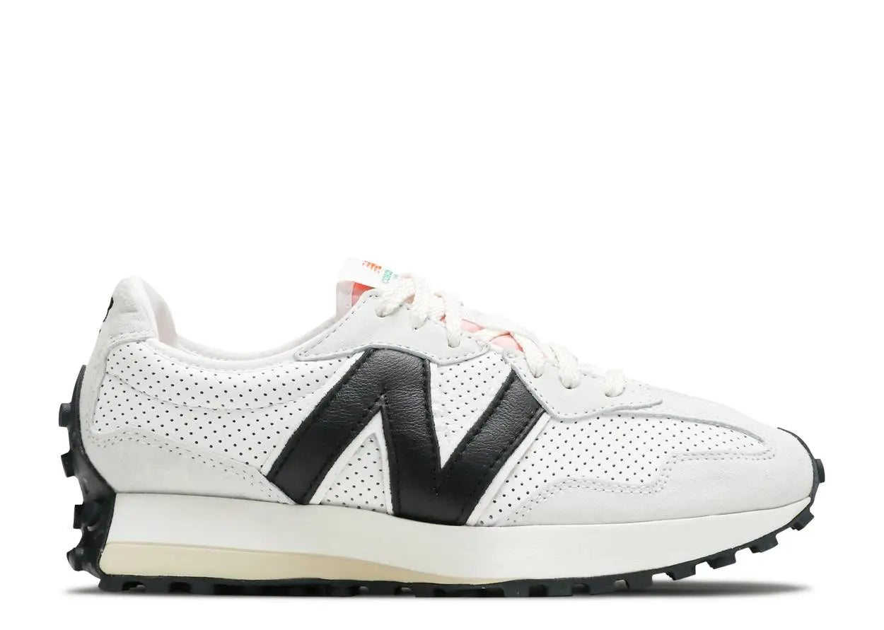 New Balance 327 Casablanca Black Logo New Balance