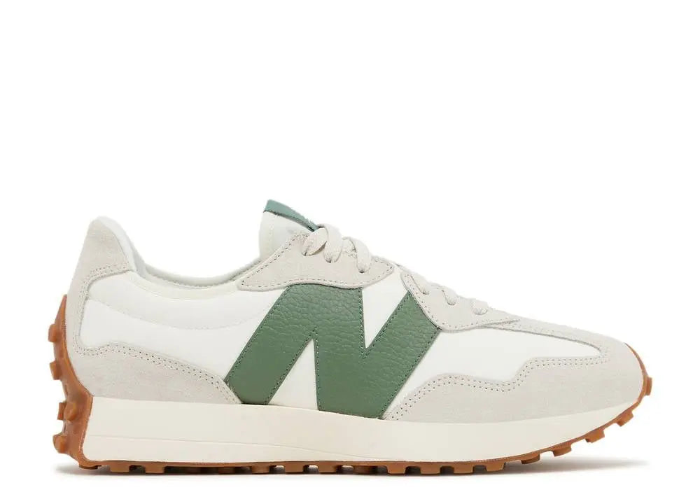 New Balance 327 Moonbeam Nori New Balance
