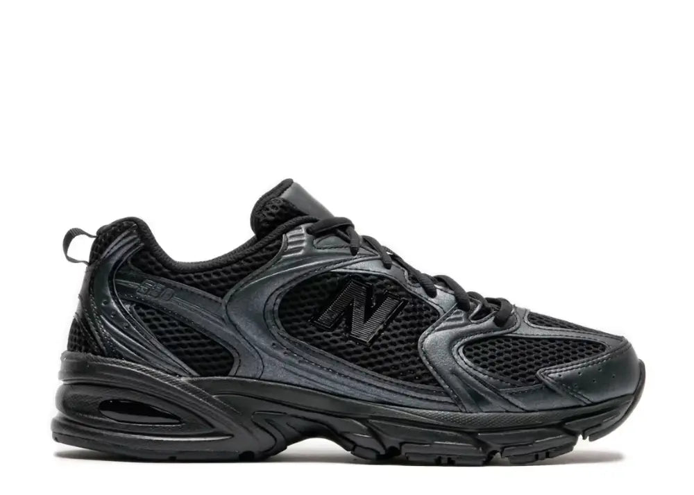 New Balance 530 Black Dark Grey New Balance
