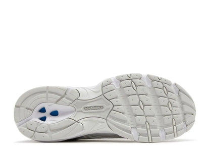 New Balance 530 Moonbeam Silver Metallic New Balance