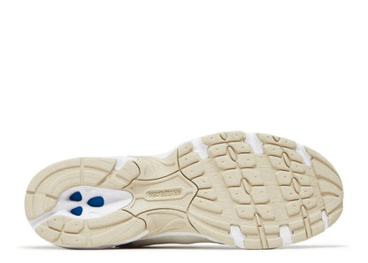 New Balance 530 Sea Salt Moonbeam New Balance
