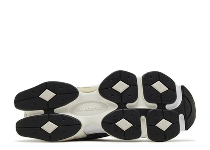 New Balance 9060 Charcoal New Balance