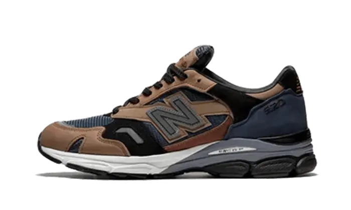 New Balance 920 Navy Beige New Balance