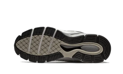 New Balance 990 V4 Grey New Balance