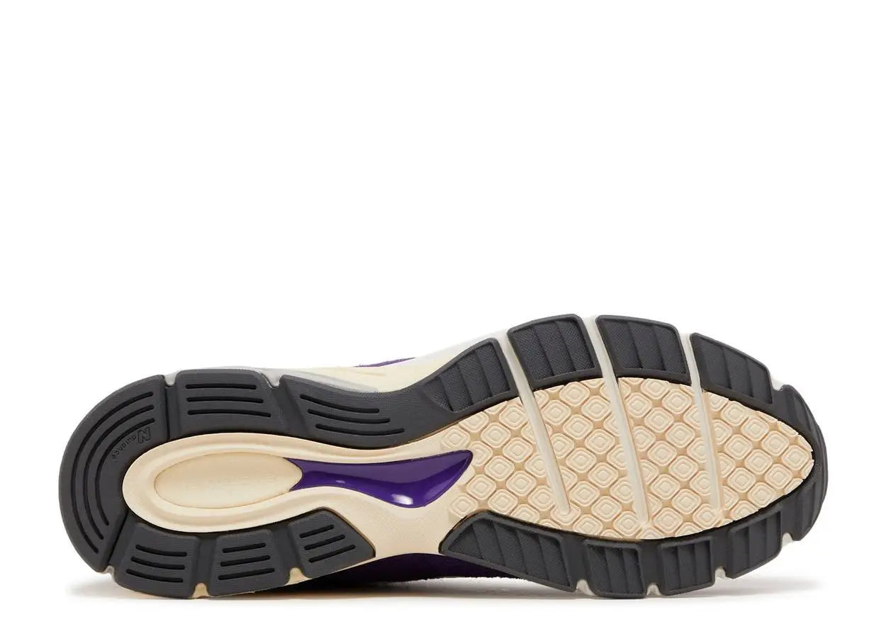 New Balance 990 V4 Purple Suede New Balance
