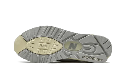 New Balance 990V2 Miusa Teddy Santis Sea Salt New Balance