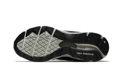 New Balance 990V3 Black White New Balance