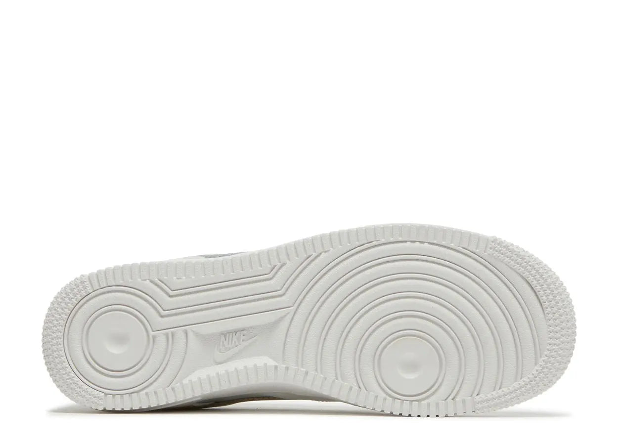 Nike Air Force 1 Low White Gold Glitter Swoosh Nike