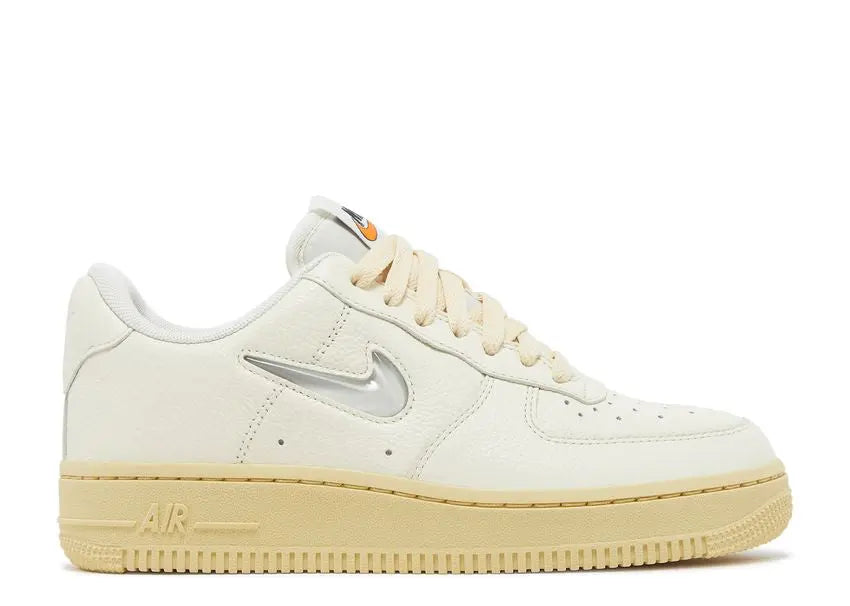 Nike Air Force 1 Low '07 LX Coconut Milk Lemon Wash Nike