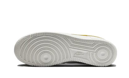 Nike Air Force 1 Low '07 SE Next Nature Summit White Bronzine VOSneakers