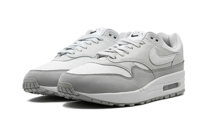 Nike Air Max 1 '87 LX Light Smoke Grey VOSneakers