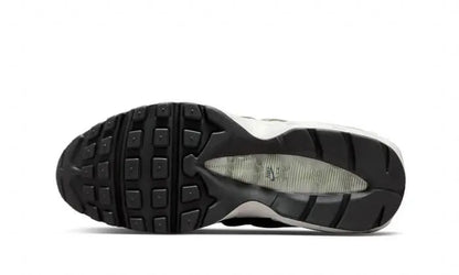 Nike Air Max 95 Earth Day VOSneakers