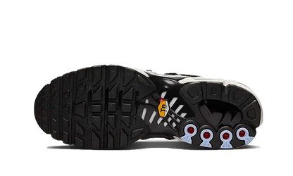 Nike Air Max Plus Lace Toggle Black Grey VOSneakers