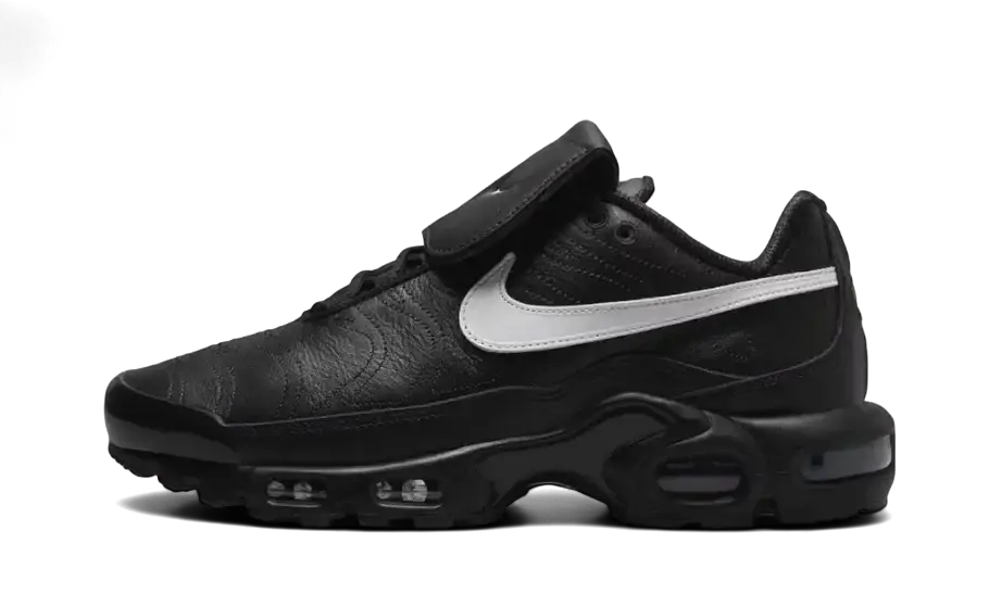 Nike Air Max Plus Tiempo Black White VOSneakers