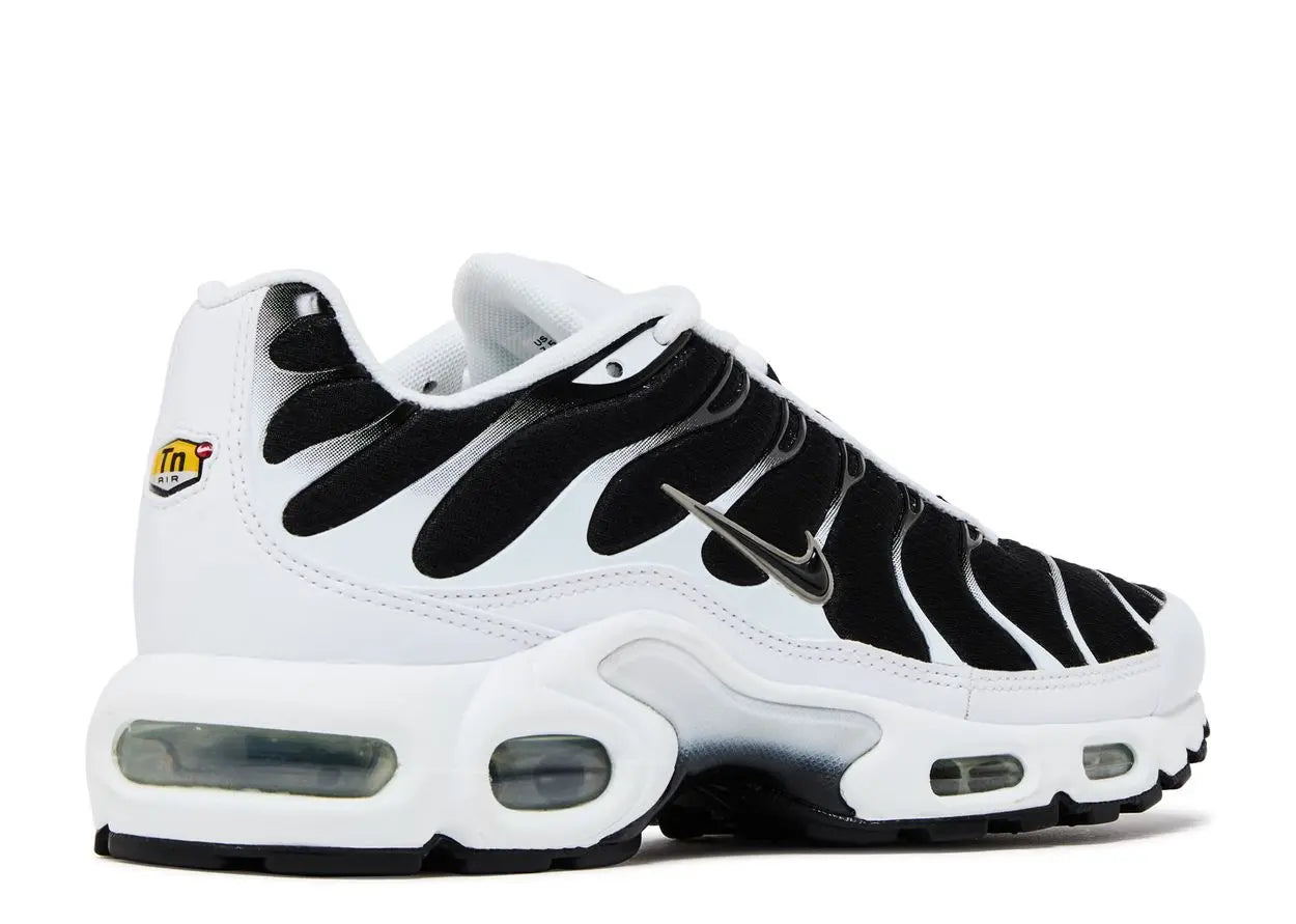 Nike Air Max Plus White Black Metallic Pewter Nike