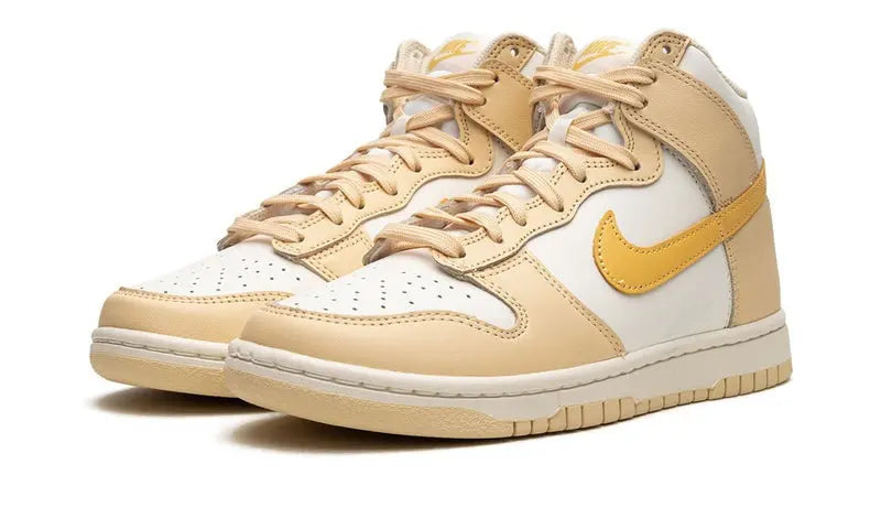Nike Dunk High Pale Vanilla Nike