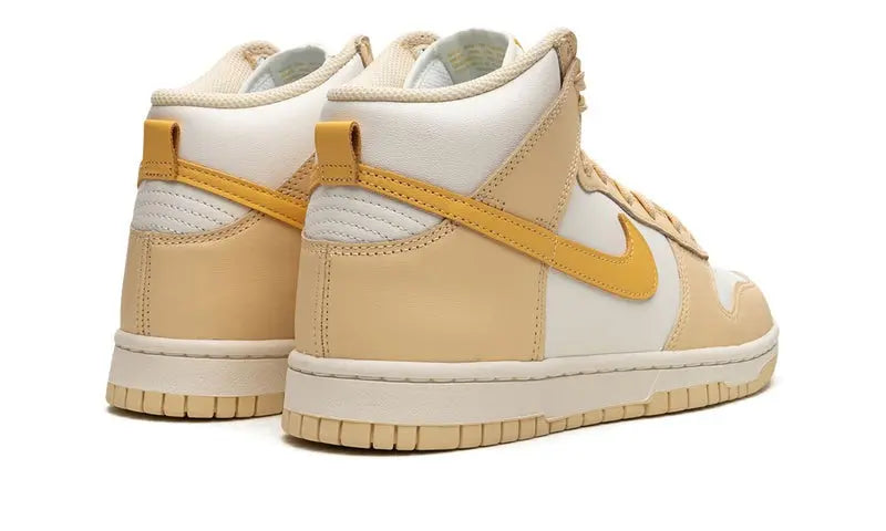 Nike Dunk High Pale Vanilla Nike