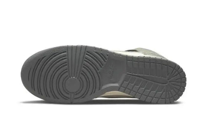 Nike Dunk High Vintage Light Bone Grey VOSneakers