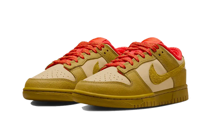 Nike Dunk Low Bronzine Sesame Picante Red Nike