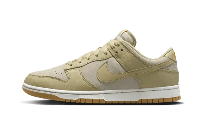 Nike Dunk Low Khaki Suede Gum VOSneakers