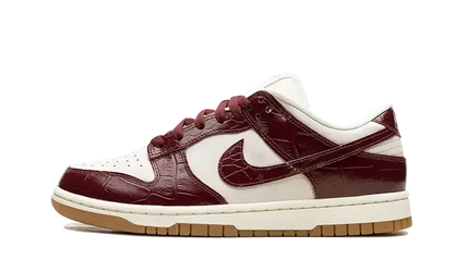 Nike Dunk Low LX Dark Team Red VOSneakers