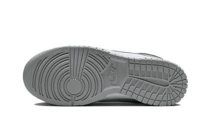 Nike Dunk Low Metallic Silver VOSneakers