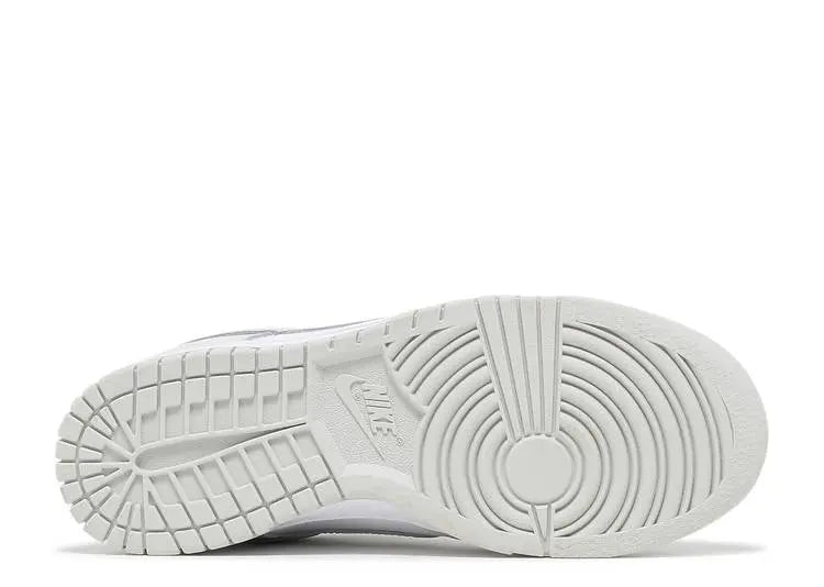 Nike Dunk Low Photon Dust Nike