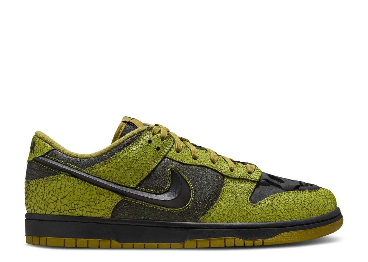 Nike Dunk Low QS Halloween Skull Nike