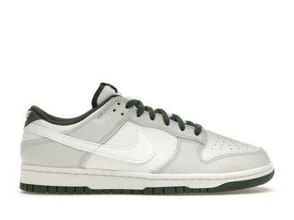 Nike Dunk Low Retro SE Photon Dust Vintage Green Nike