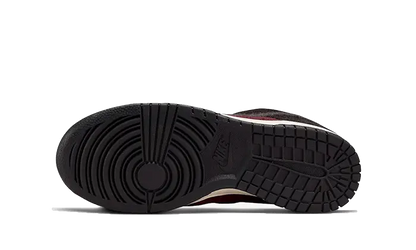 Nike Dunk Low SE Fleece Burgundy Crush VOSneakers
