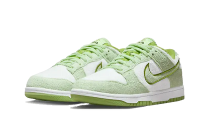 Nike Dunk Low SE Fleece Green VOSneakers