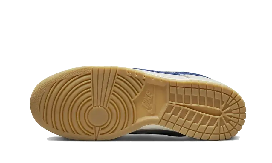 Nike Dunk Low SE Sail Dark Marina Blue Nike