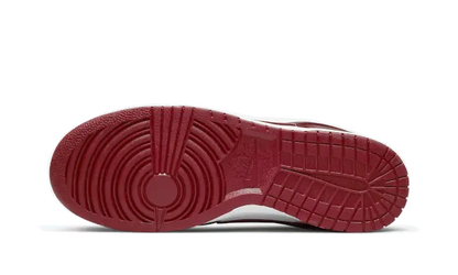 Nike Dunk Low Team Red VOSneakers
