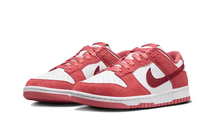 Nike Dunk Low Valentine's Day VOSneakers