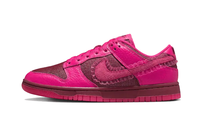 Nike Dunk Low Valentines Day 2022 Nike