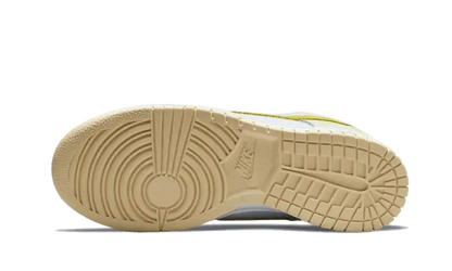 Nike Dunk Low Yellow Strike VOSneakers