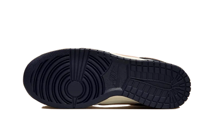 Nike Dunk Low "From Nike To You" Navy Vanilla Nike