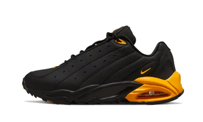 Nike NOCTA Hot Step Air Terra Black University Gold VOSneakers