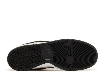 Nike SB Dunk Low Albino & Preto Nike