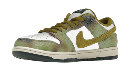 Nike SB Dunk Low Alexis Sablone Chameleon VOSneakers