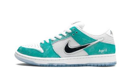 Nike SB Dunk Low April Skateboards Nike