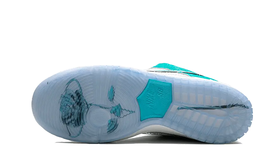 Nike SB Dunk Low April Skateboards Nike