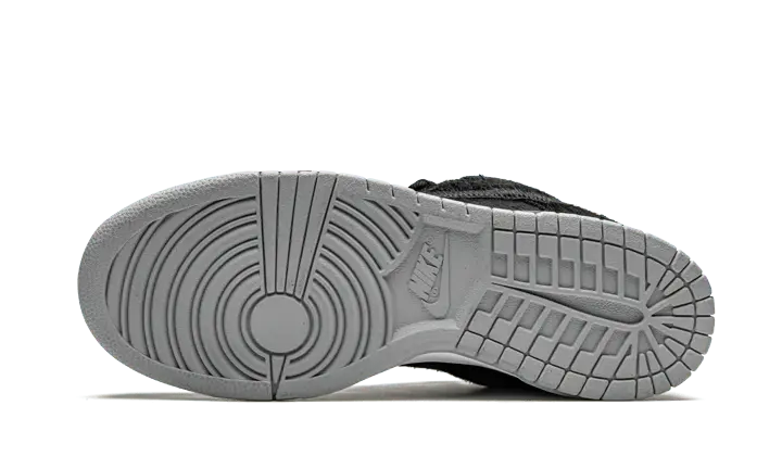 Nike SB Dunk Low BE@RBRICK Medicom Toy Nike